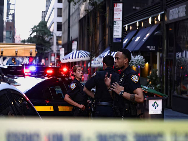Police officers gather during a reported active shooter situation in the Manhattan borough of New York City (Image/Reuters)