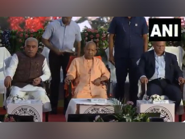 Uttar Pradesh Chief Minister Yogi Adityanath (middle) at CM YUVA concalve (Photo/ANI)