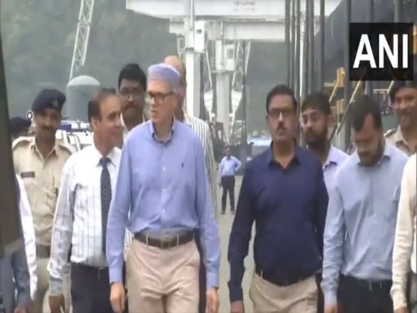 J-K CM Omar Abdullah visits Sardar Sarovar Dam in Kevadia, Gujarat (Photo/ANI)
