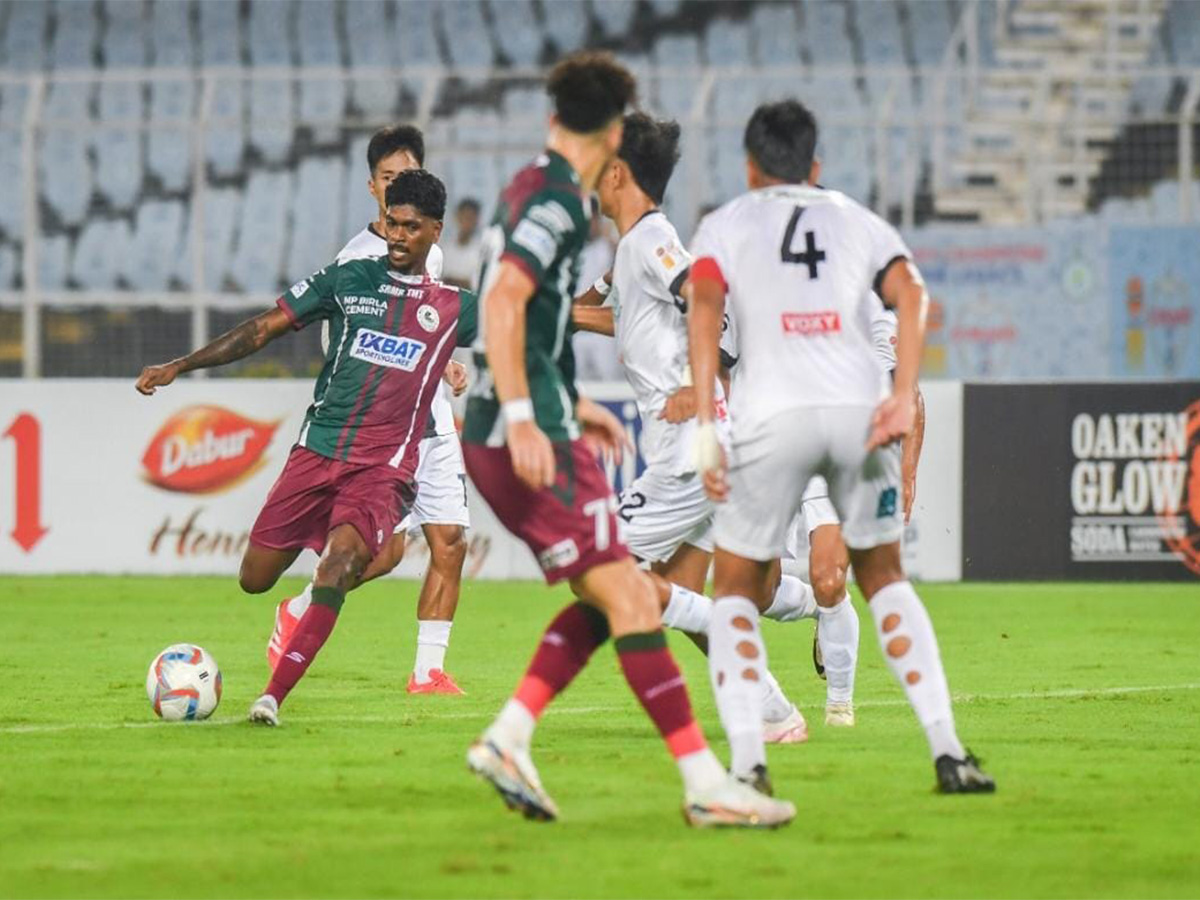 Players in action during the match (Photo: Durand Cup/AIFF) 