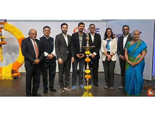 Team Mastek celebrating 30 years at NSE