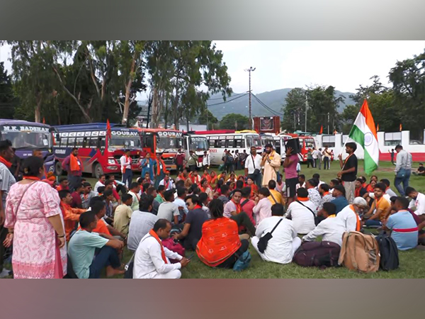 Fourth batch of Baba Budha Amarnath Yatra devotees arrives in Poonch (Photo/ANI)