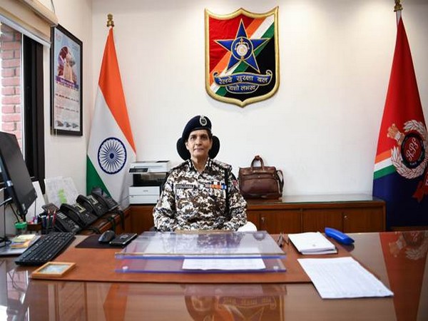 IPS officer Sonali Mishra (Photo/PIB)
