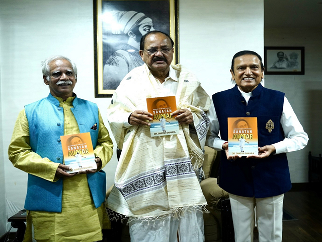 Dr. Dinesh Shahra Presents Sanatan Avatar to Former Vice President M. Venkaiah Naidu