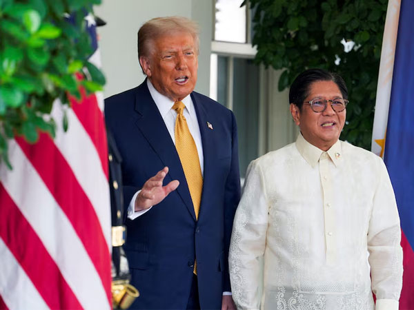 US President Donald Trump with Philippine President Ferdinand Marcos Jr at the White House (Photo/Reuters)