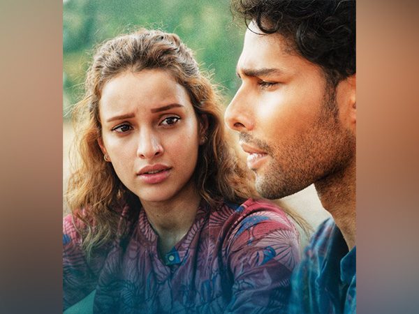 Dhadak poster (Photo/X/@taran_adarsh)