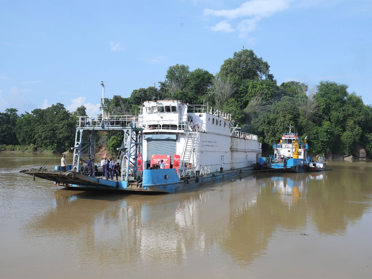 Kopili river (National Waterway 57) operationalised, cargo flagged off (Photo/ANI)