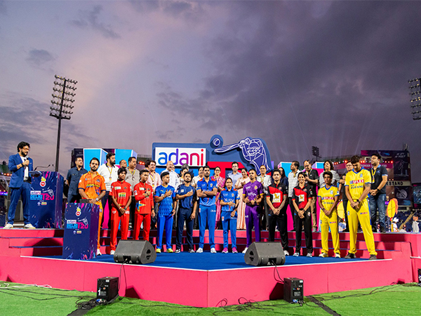 Captains of DPL franchises with Delhi Chief Minister Rekha Gupta (Image: DPL media)