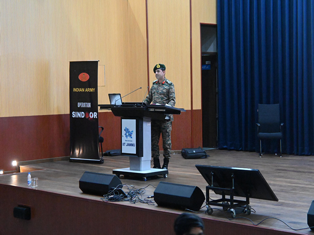 Indian Army briefs IIT Jammu students on Operation Sindoor (Photo/Press Information Bureau,Defence Wing)