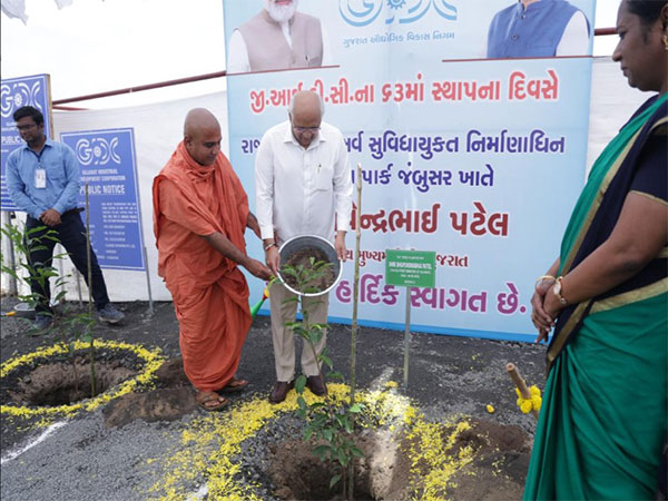 CM Bhupendra Patel planting a tree during his visit at  Bulk Drug Park in Jambusar (Photo @CMOGuj)