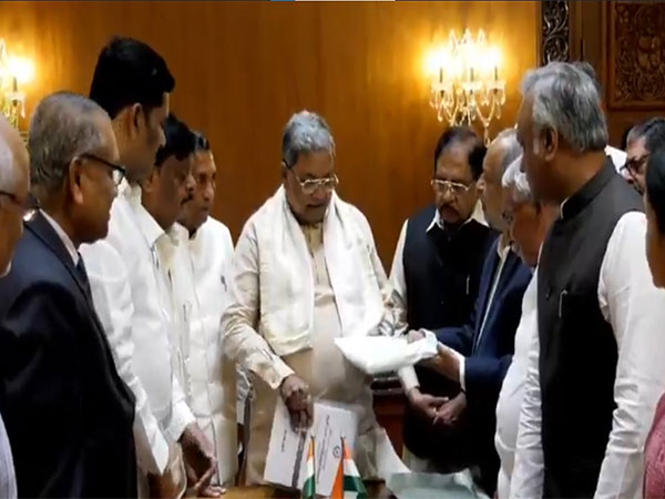 Justice Das Commission submits report on internal reservation to Karnataka CM Siddaramaiah (Photo/ANI)