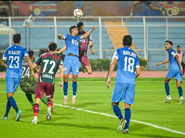 Players in action during the match (Photo: Durand Cup/AIFF) 