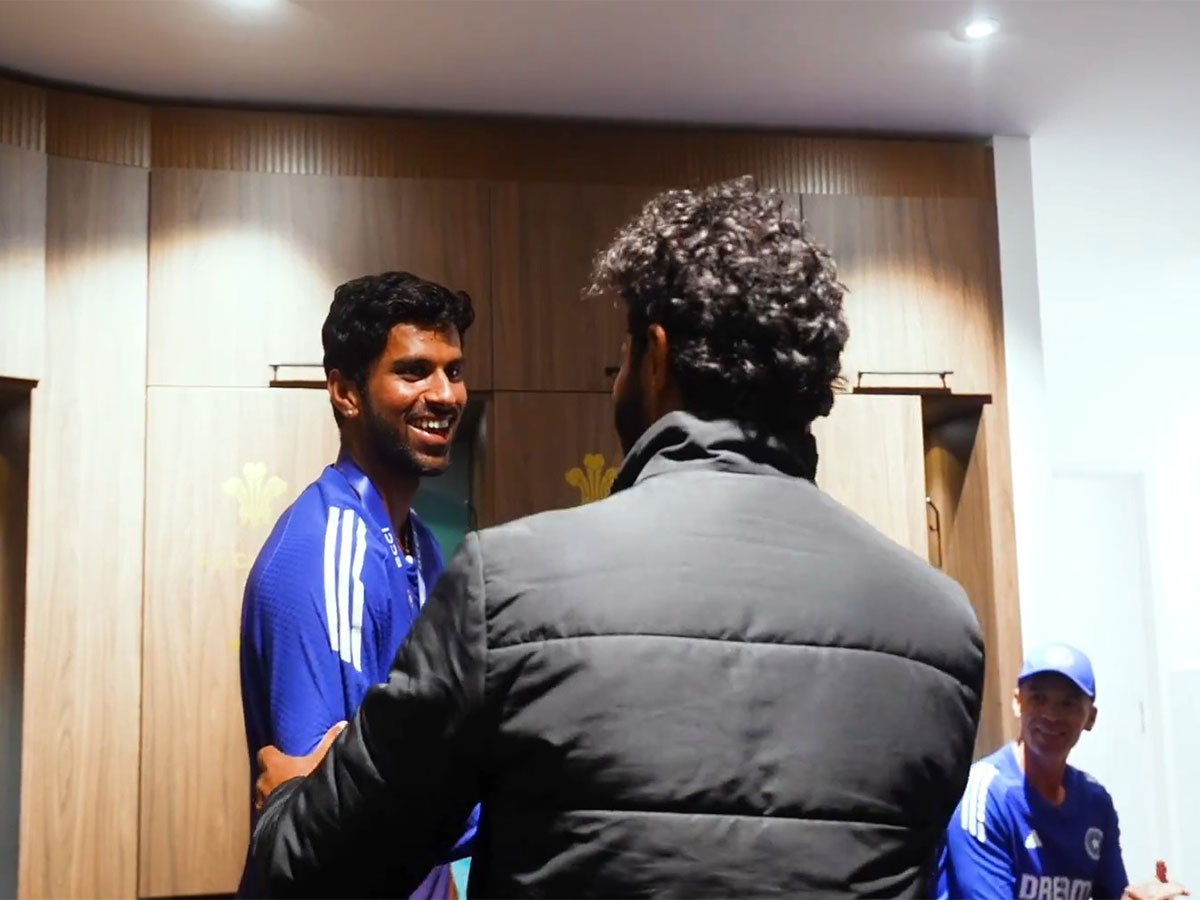 Washington Sundar with Ravindra Jadeja (Photo: BCCI) 