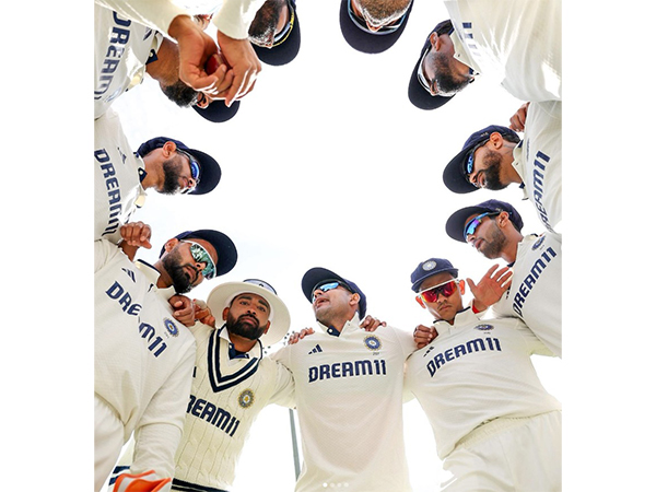 Team India (Photo: rishabpant Instagram)