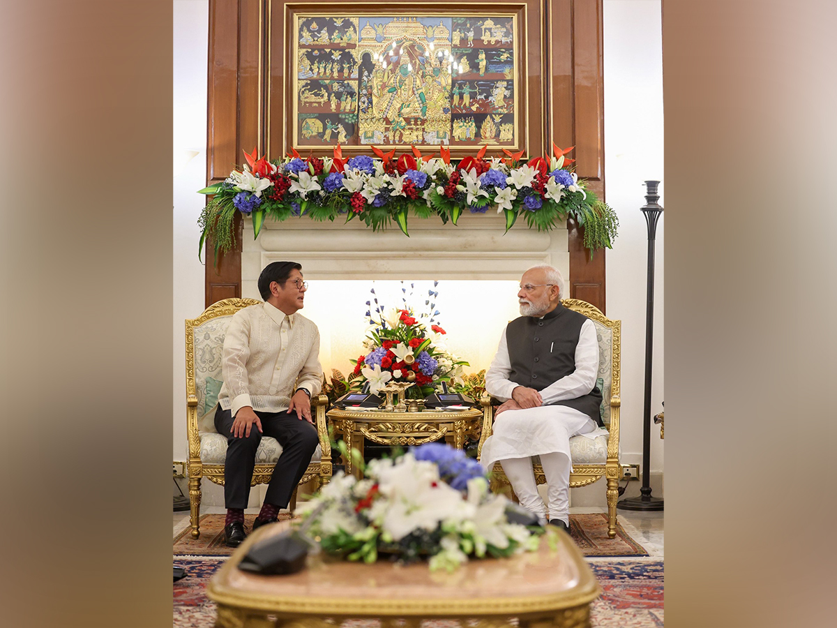 Prime Minister Narendra Modi and Philippine President Ferdinand R Marcos Jr (Photo/X@MEAIndia)