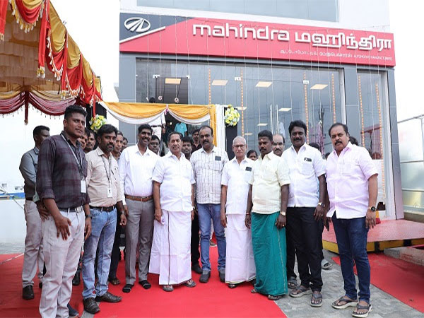 Automotive Manufacturers inaugurated new Mahindra Commercial Vehicle dealership in Madurai, Tamil Nadu by Mr. Thalapathi G., MLA of Madurai North constituency