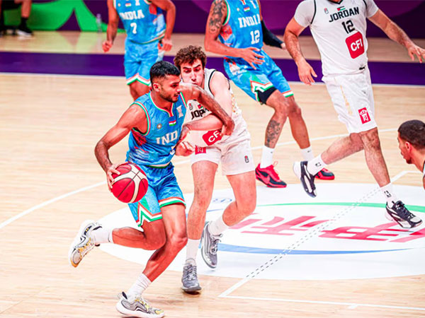 Players of Indian basketball team in action (Photo: FIBA)