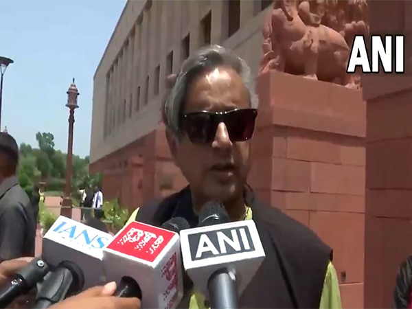 Congress leader Shashi Tharoor (Photo/ANI)