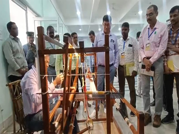 National Handloom Day being celebrated in Agartala (Photo/ANI)