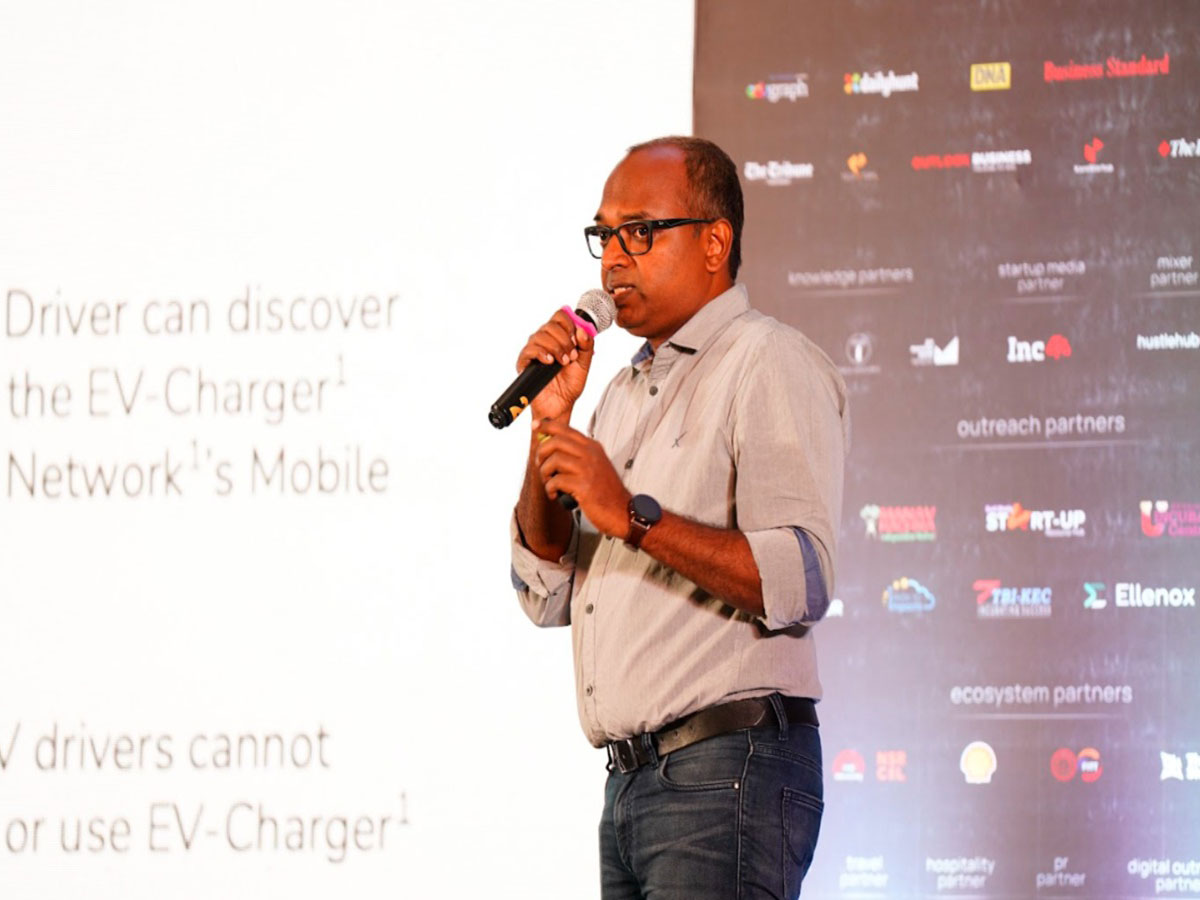 Startup Pitch at Demo Day 24