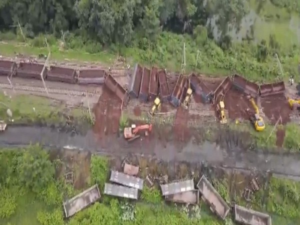 Two goods trains derailed in Saraikela Kharsawa district (Photo/ANI)