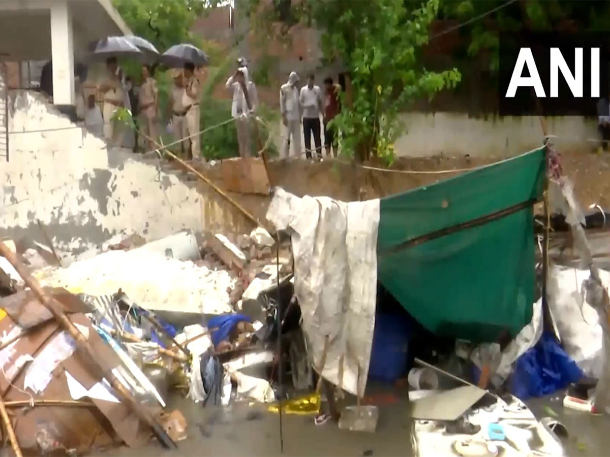 Wall collapse incident reported in Hari Nagar due to heavy rain (Photo/ANI)