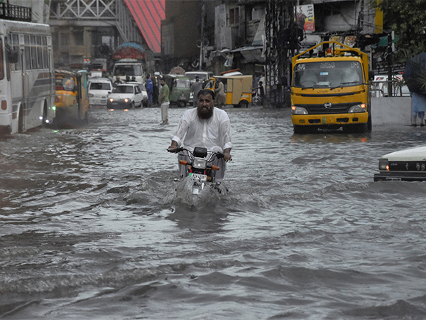 Heavy monsoon rains cause flooding and disrupt daily life in Punjab, Pakistan, as authorities issue flood warnings and safety measures (Photo/Reuters)