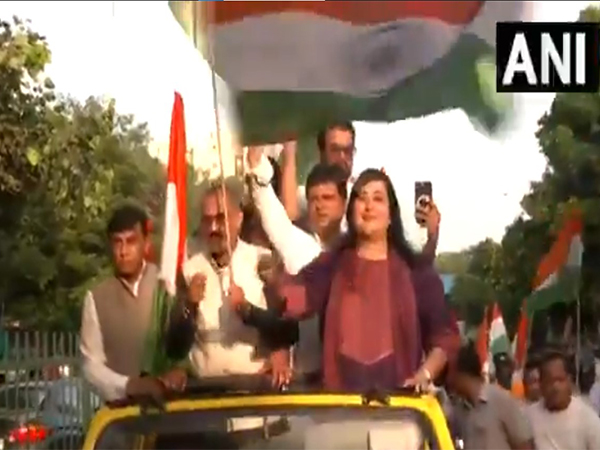 Bansuri Swaraj and Anil Sharma participate in Tiranga Yatra (Photo: ANI) 