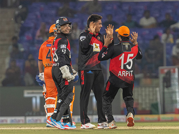 East Delhi Riders celebrate a wicket. (Photo: DPL)