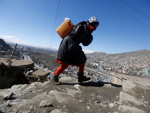 Afghan capital’s residents struggle daily with drought and water overuse, digging deep to secure scarce supplies amid severe shortages (Photo/Reuters)