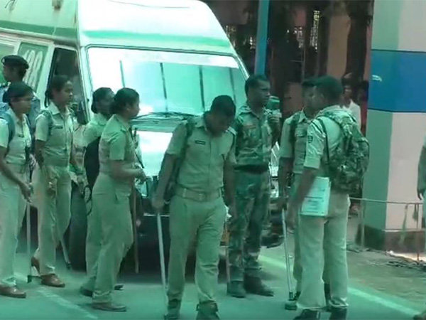 Police personnel deployed outside hospital where minor girl was admitted after self-immolation (Photo/ANI)
