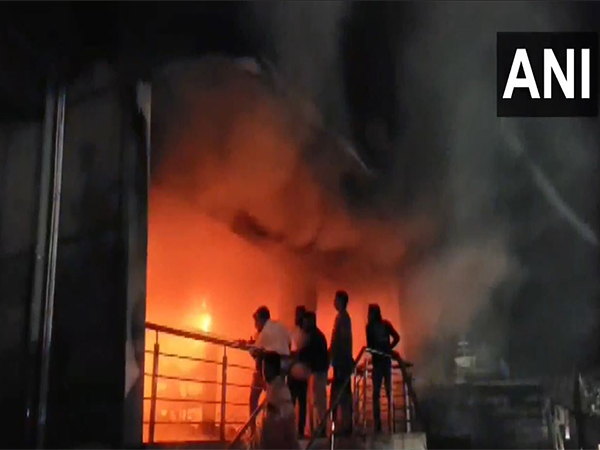 Efforts on to douse fire that broke out at cloth shop in Mumbai's Washim (PhotoANI)