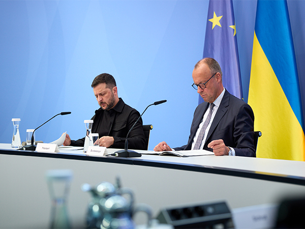 Ukrainian President Volodymyr Zelensky and German Chancellor Friedrich Merz address reporters in Berlin, Germany. (Photo/X@ZelenskyyUa)