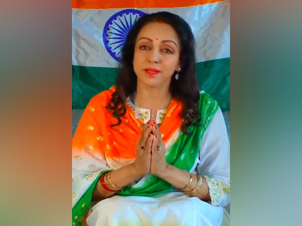 Hema Malini (Photo: X/@dreamgirlhema)