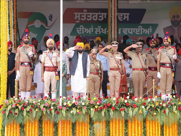 Punjab CM Bhagwant Mann hoisted Tricolour on 79th Independence Day. (Photo/X)