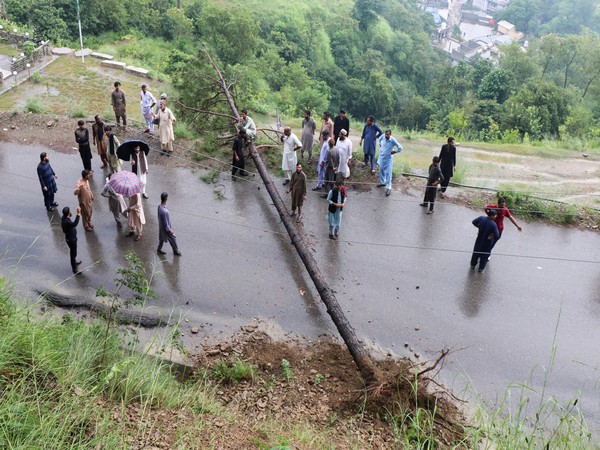 Heavy rains and floods in Pakistan claim nearly 200 lives, causing widespread destruction (Photo/Reuters)