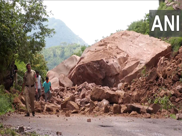 Dhar road linking Lakhanpur and Udhampur in Udhampur's Darsoo area blocked after massive boulder falls; clearance operation underway. (PhotoANI)