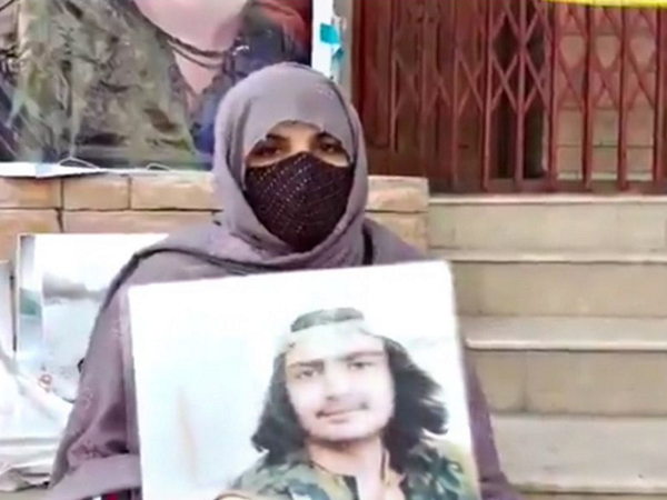 Mother of slain teen in Mastung  (Image Source: X/ @TBPEnglish) 