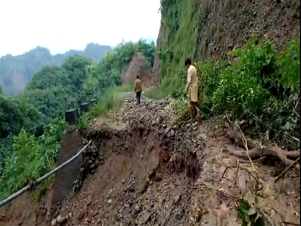 Visuals from the area en route to Kauthua's Janglote area (Photo/ ANI)
