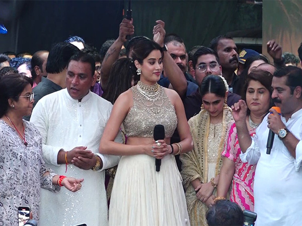  Janhvi Kapoor (Photo/ANI)