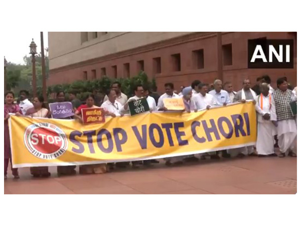 INDIA bloc MPs protesting at Parliament premises (Photo/ANI)