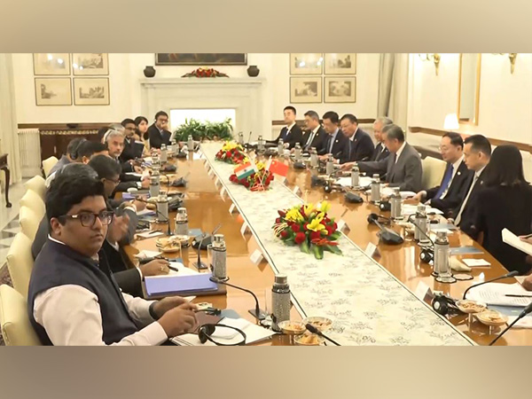EAM Jaishankar held meeting with Chinese Foreign Minister (Photo: ANI)