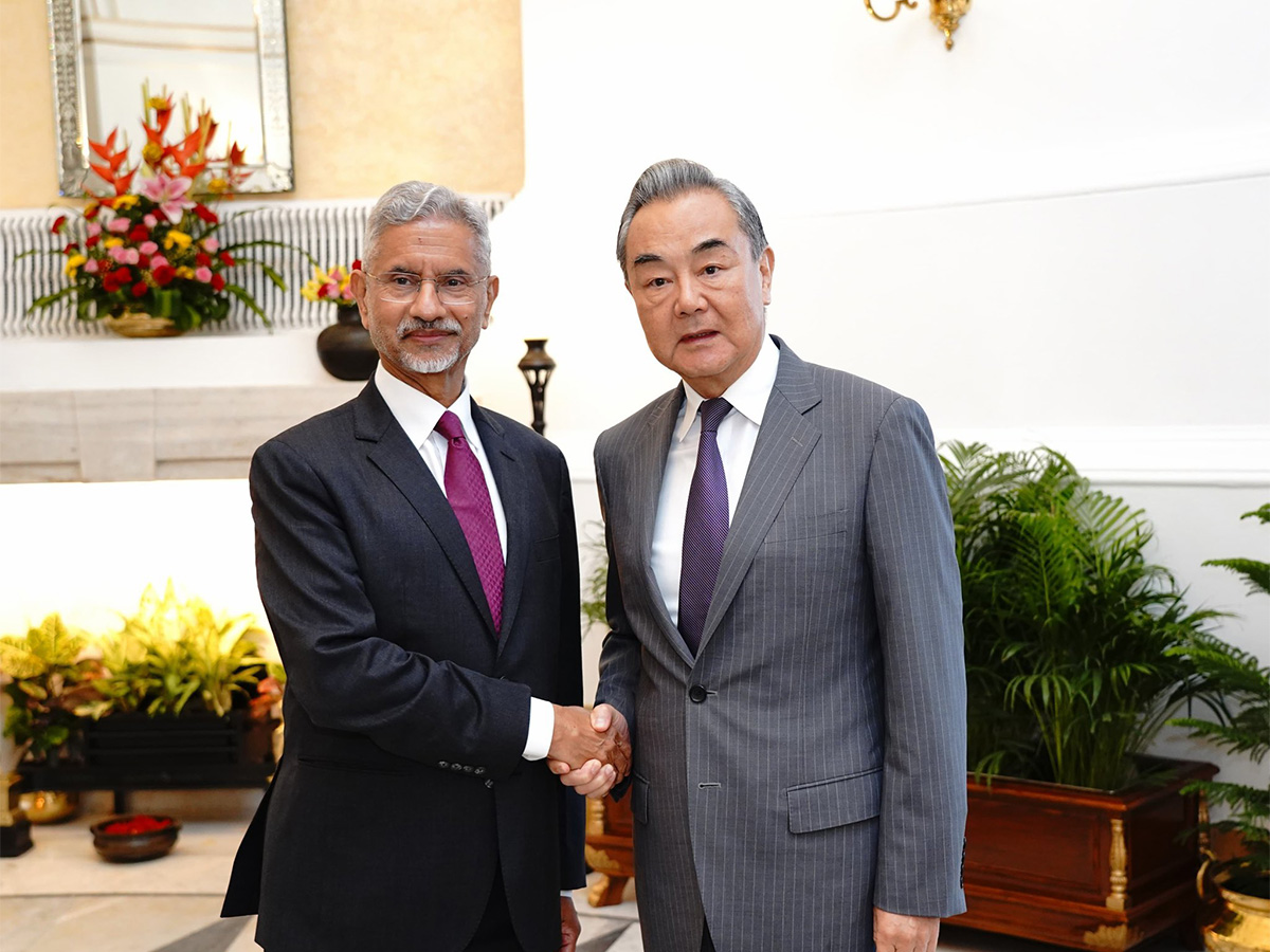 EAM Jaishankar and Chinese Foreign Minister Wang Yi (Photo/ X@MEAIndia)