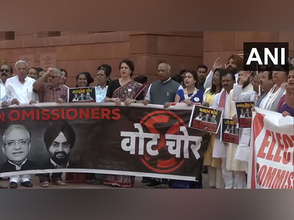 Visuals from the INDIA bloc protest (Photo: ANI)