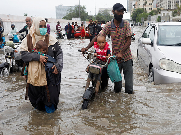 Torrential rains triggered flooding and damage in Karachi, Pakistan (Photo/Reuters)