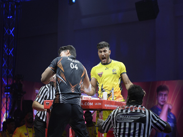 Satnam Singh on the right clinches 0.12 seconds record becomes four time winner (Photo: Pro Panja League)