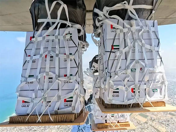 UAE conducts 76th airdrop of aid over Gaza Strip (Photo/WAM)