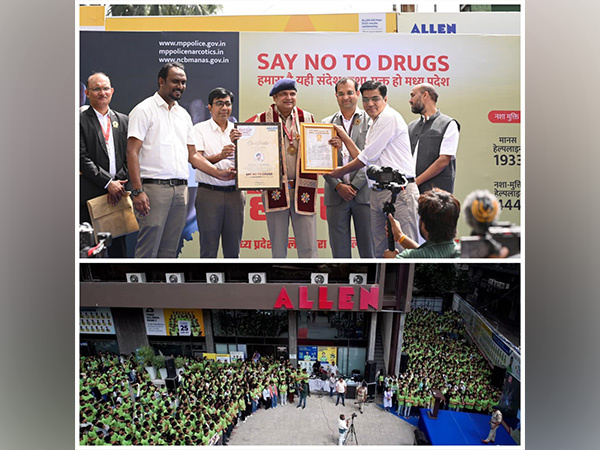 Rajesh Dandotiya Sets World Record for Largest Drug Awareness Session in Indore