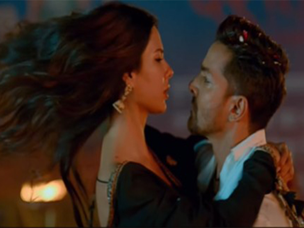 A snip from the teaser (Photo/instagram/@sonambajwa)