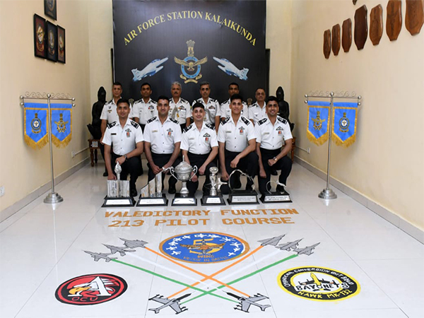 Valedictory function at Air Force Station Kalaikunda in WB (Photo/IAF)